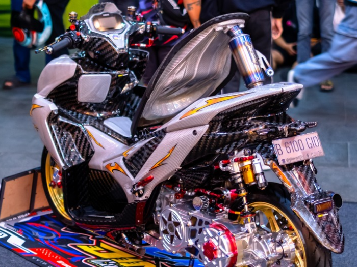 Modifikator Ini Bikin Aerox Alpha Gaya Gundam Futuristik