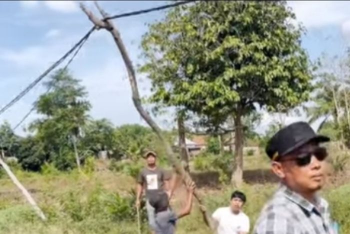 Keluhan Warga Ditanggapi, PLN Mulai Pasang Tiang Listrik di Bungkal