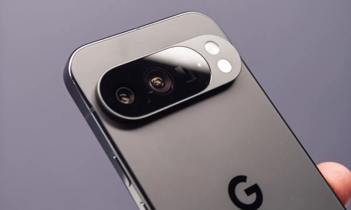 Google Pixel 10: Revolusi Fotografi AI yang Mengungguli Samsung dan Apple