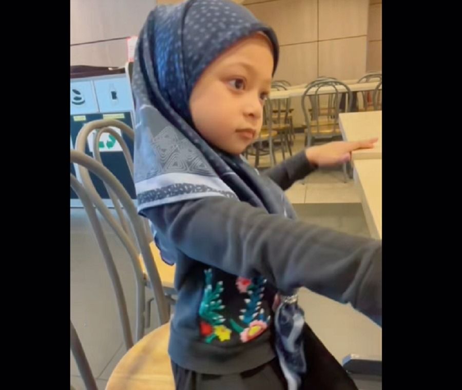 Viral! Ayah Malaysia Panggil Putri Kandungnya “Istri Kecil”, Warganet Pro Kontra