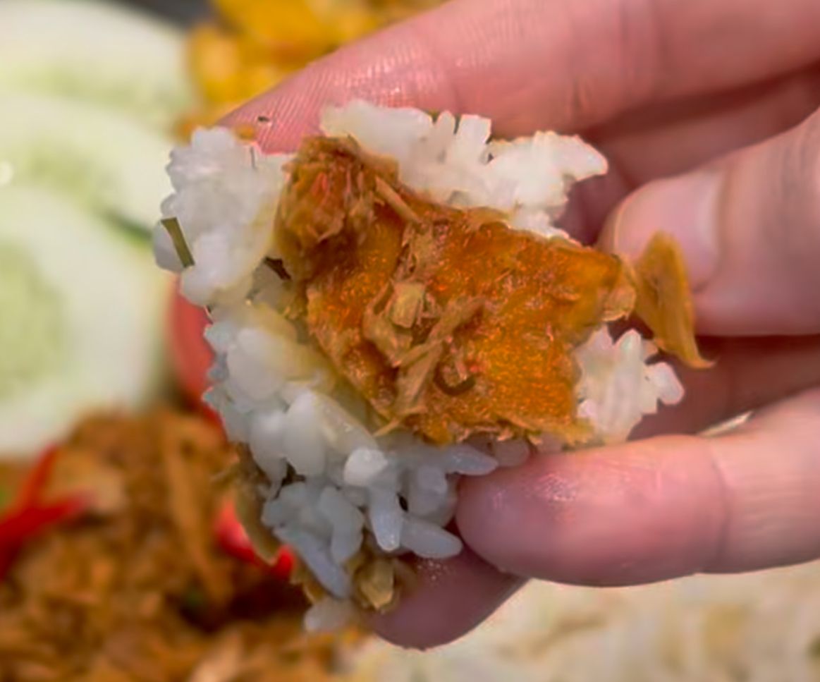 Gurih dan Harum Menggoda! Begini Resep Nasi Daun Jeruk dengan Ikan Tongkol Sambal
