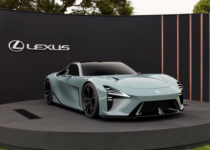 Gaya Lexus Sport Concept, Aura Premium