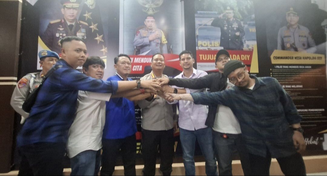 Ketegangan Suporter PSIM dan Persib Telah Usai di Polresta Yogya : Yogya Istimewa Buat Bandung