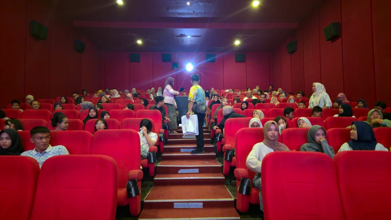 BKKBN Babel Gelar Nobar Film Panggil Aku Ayah, Fazar: GATI Berdampak Signifikan Terhadap Pembentukan Karakter Anak