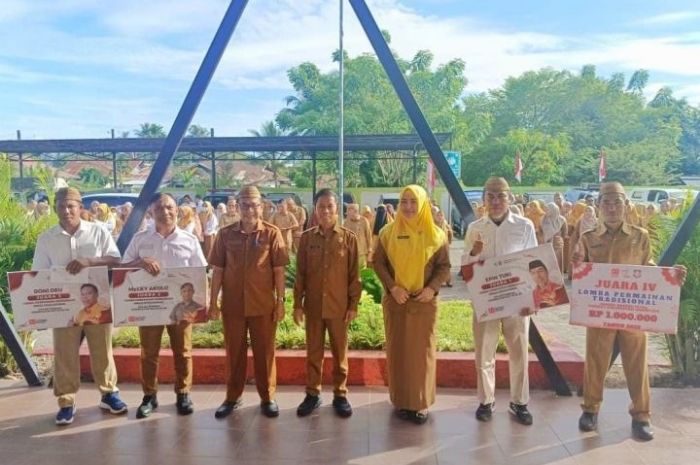 Rawat Kendaraan Dinas dengan Baik, 3 Driver Dinkes Gorontalo Terima Penghargaan