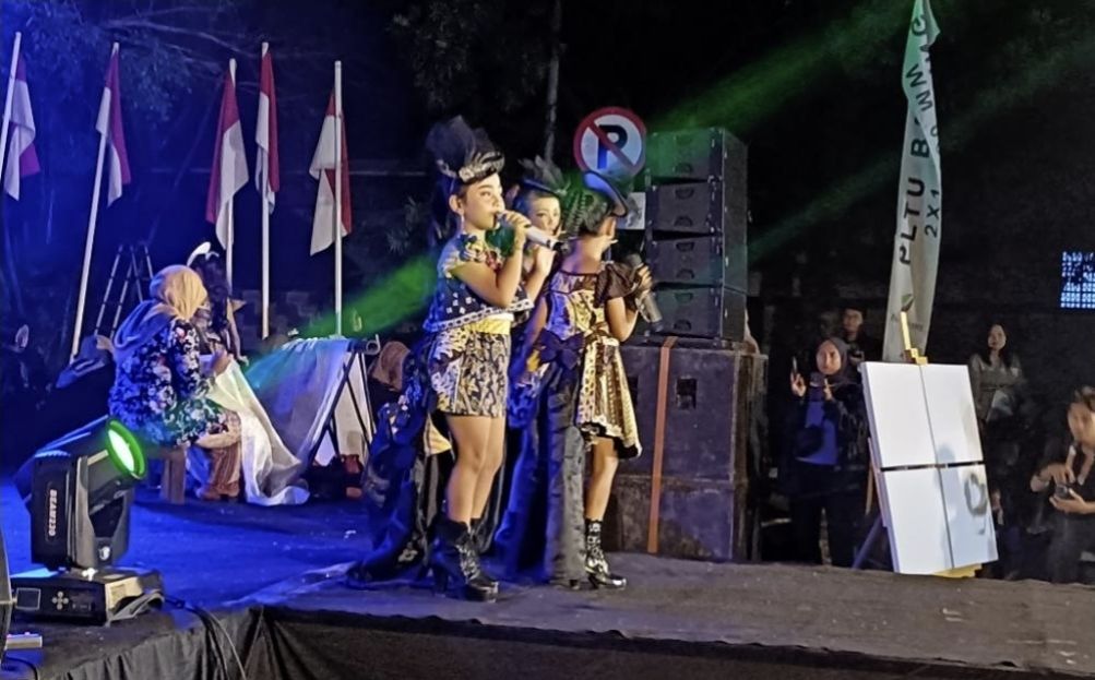 Anak-Anak Batang Kenalkan Batik Rifa iyah Lewat Drama Musikal di Festival Ekraf 2025