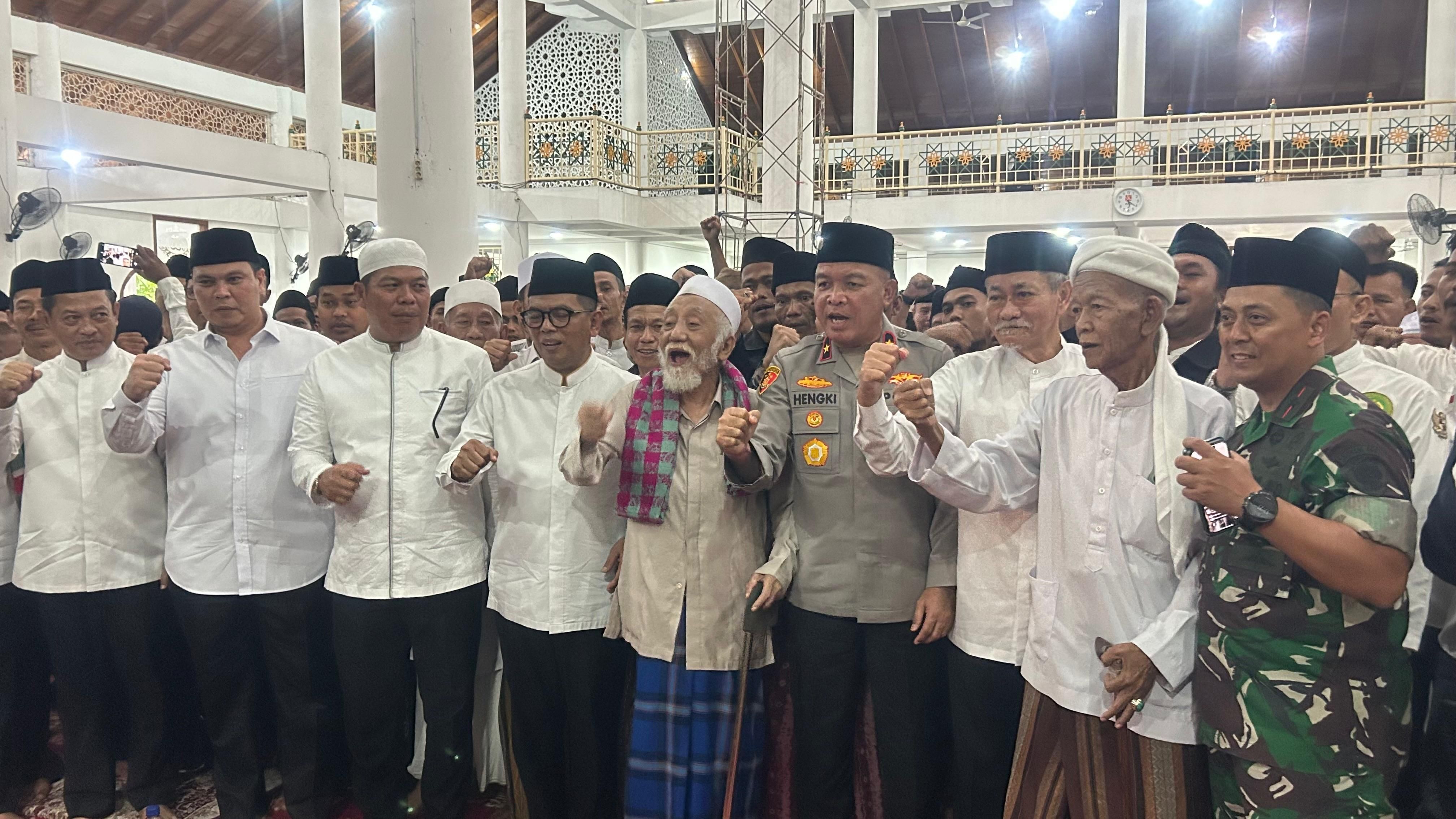 Istighotsah Akbar di Masjid Agung Ats-Tsauroh, Ulama dan Tokoh Daerah Doakan Banten Damai