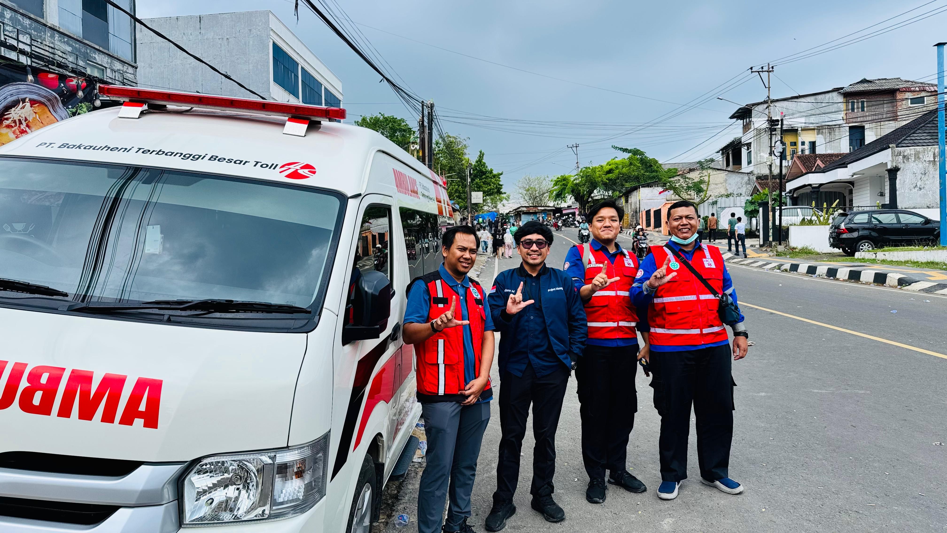 Pengelola Tol Bakter Ikut Dukung Aksi Damai, Kirim Bantuan Ambulance dan Logistik