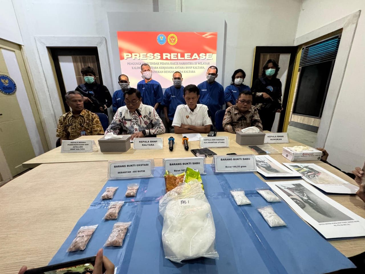 BNNP Kaltara Bersama Kabinda Kaltara Ungkap Peredaran Sabu dan Ekstasi