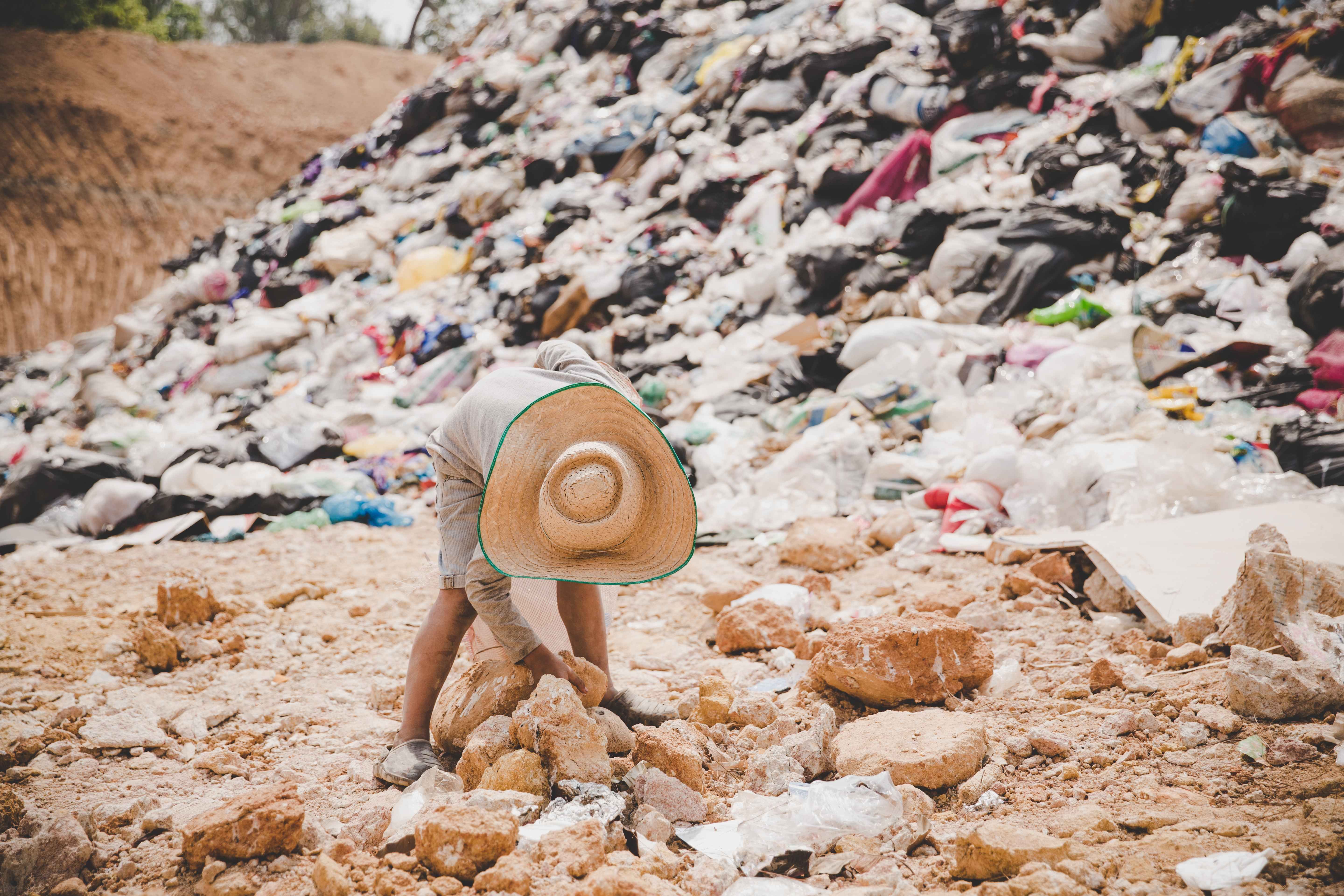 ASN dan Pelaku Usaha di Kendari Wajib Bayar Iuran Sampah, Mulai Rp21 Ribu hingga Rp200 Ribu