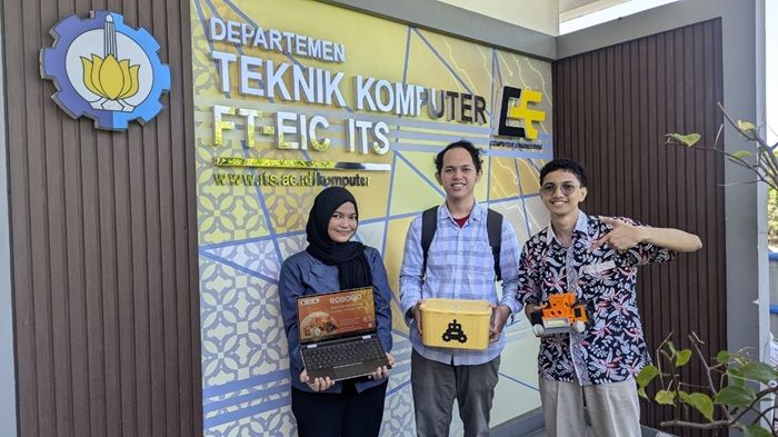 Keren! Mahasiswa ITS Ciptakan RoboGO, Robot Pintar untuk Deteksi Sumbatan Saluran Bawah Tanah