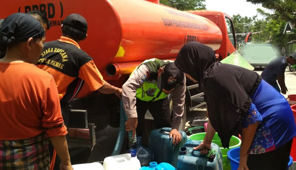 BPBD Demak Salurkan Air Bersih untuk Warga Terdampak Kekeringan
