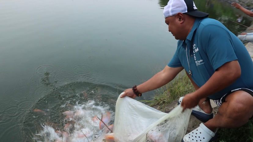 Kapolres Serang Tebar Ikan Hasil Panen Peliharan Pribadi Untuk Ketahan Pangan Masyarakat