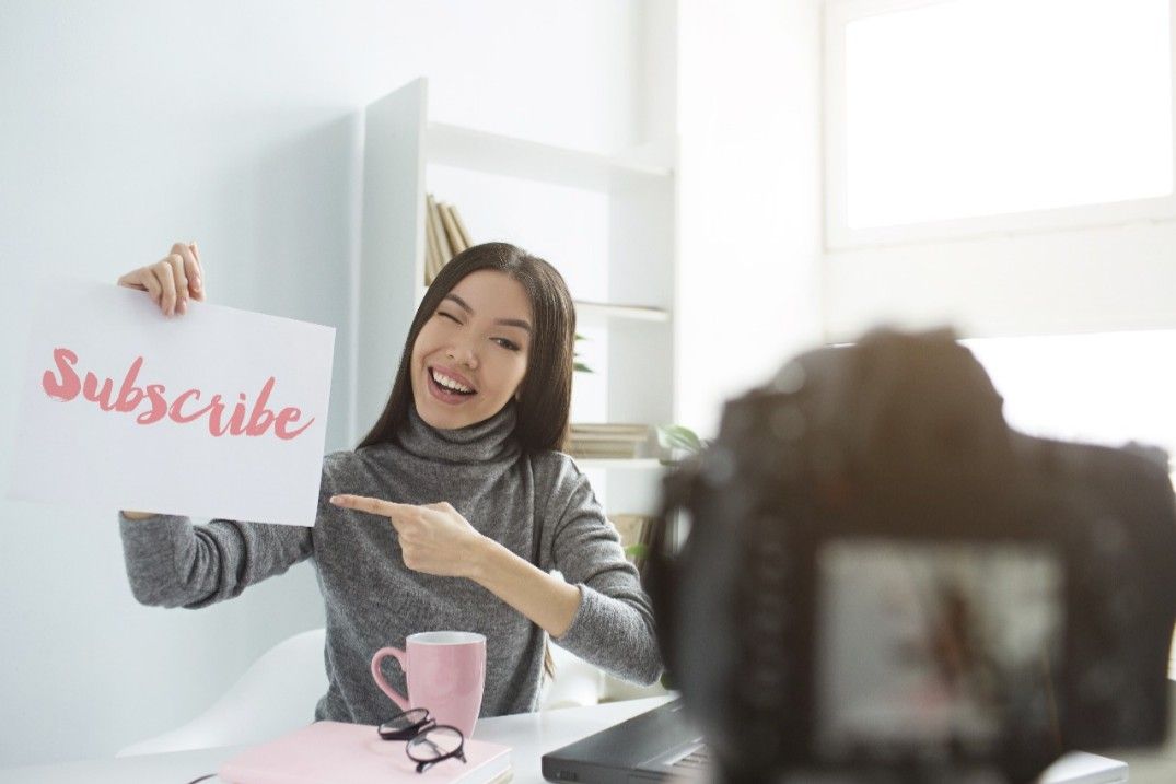 30 Ide Nama Channel YouTube Vlog Kreatif yang Cocok untuk Pemula
