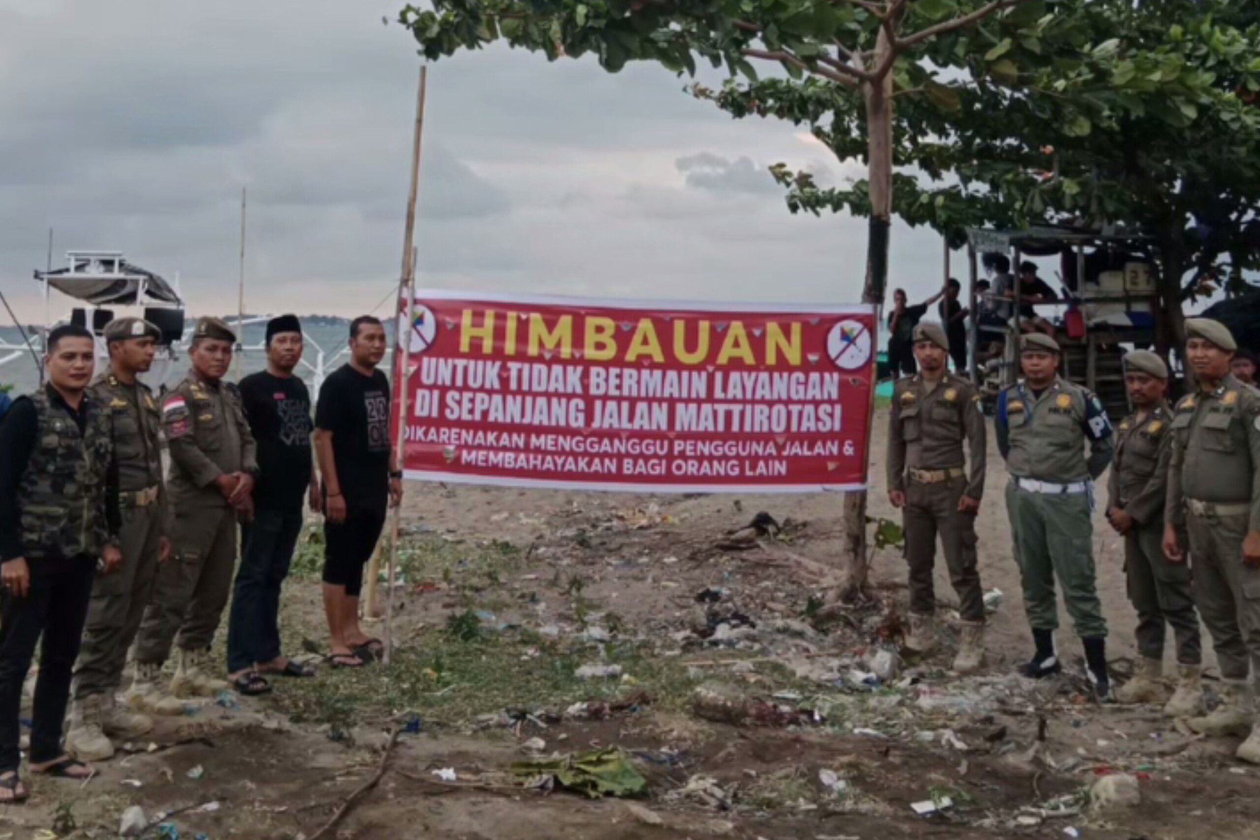 Remaja di Parepare Luka Terjerat Benang Layangan, Motor Tabrak Dua Kendaraan Berujung Ganti Rugi