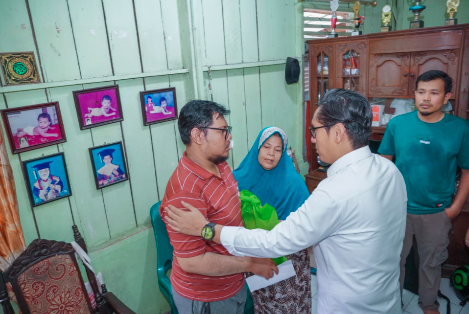 Temui Ojol Korban Penganiayaan, Wali Kota Medan Janji Tindak Jukir Liar