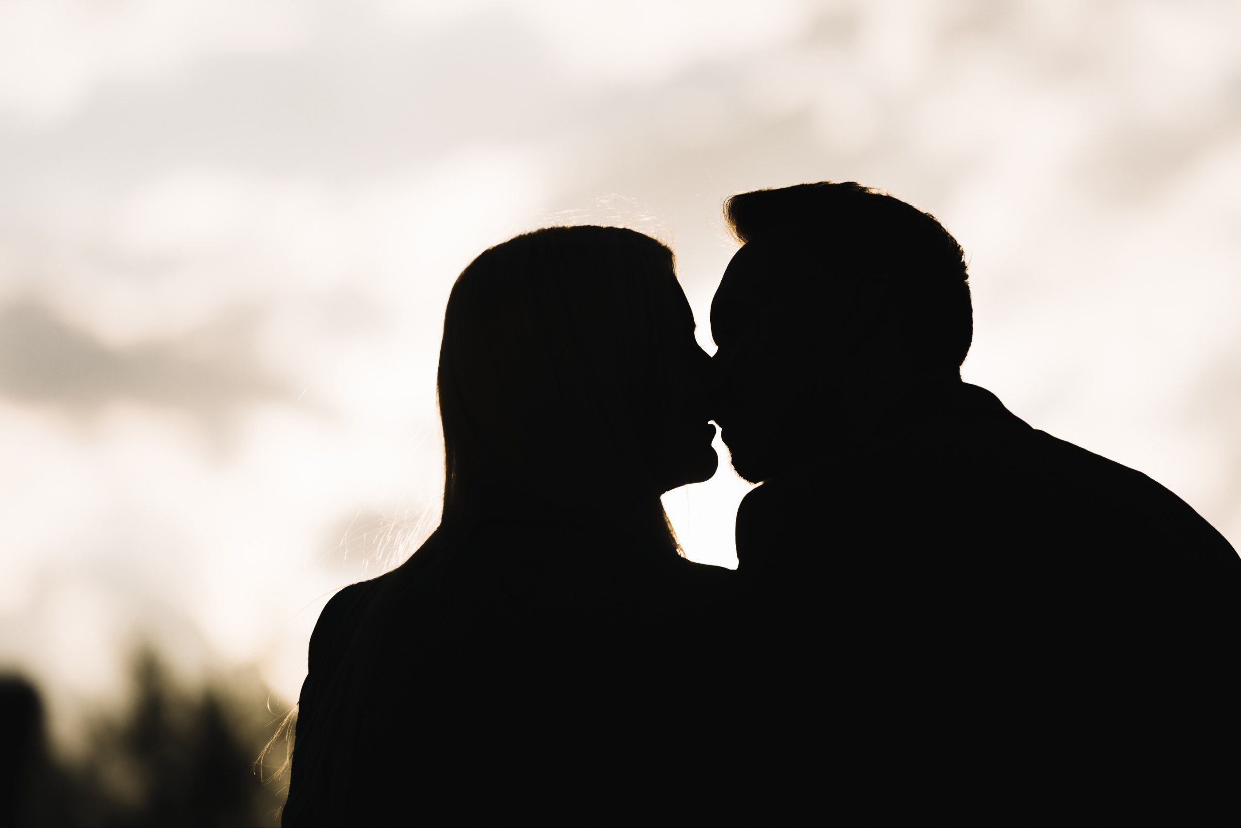5 Arti Mimpi Ciuman Bibir Menurut Primbon Jawa, Pertanda Buruk?
