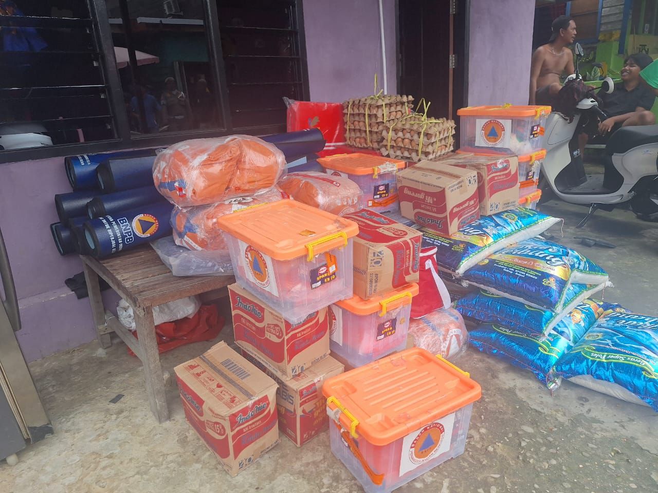 BPBD dan Dinas Sosial Nunukan Salurkan Bantuan untuk Korban Kebakaran