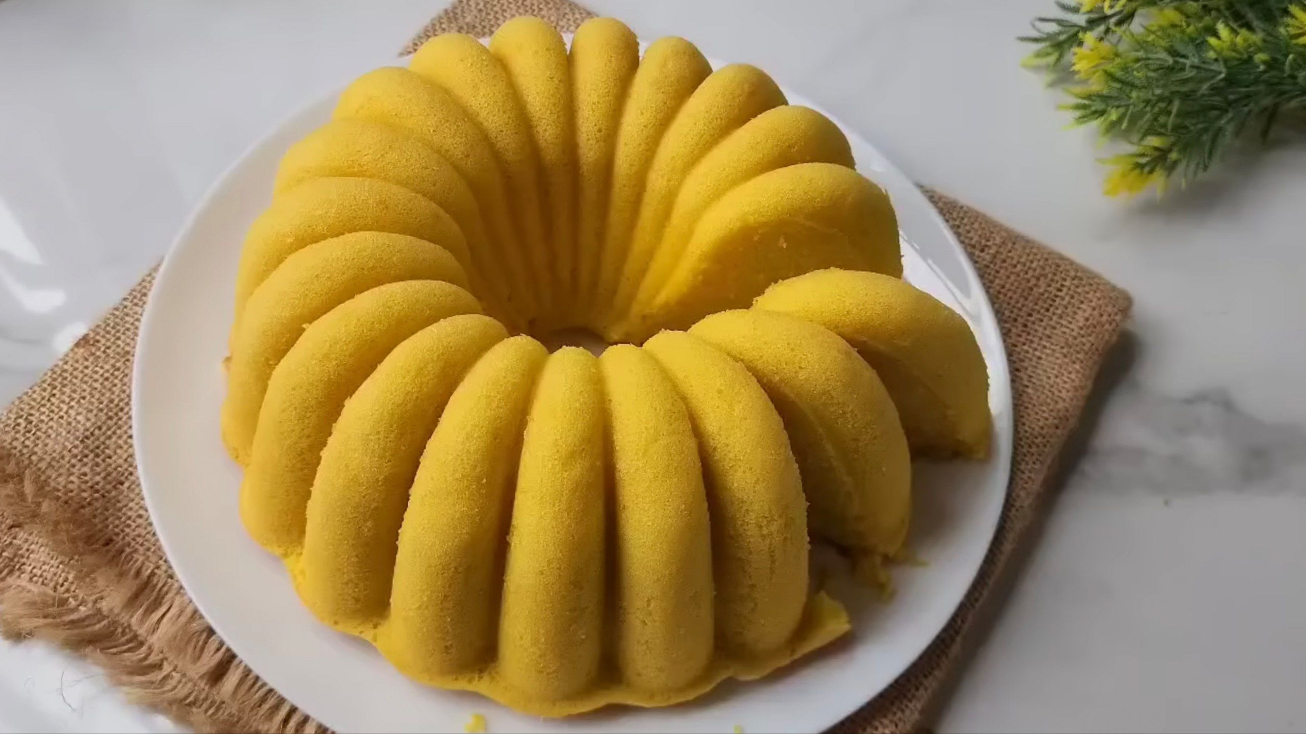 Resep Bolu Labu Kuning yang Lembut, Enak, dan Mudah Dibuat