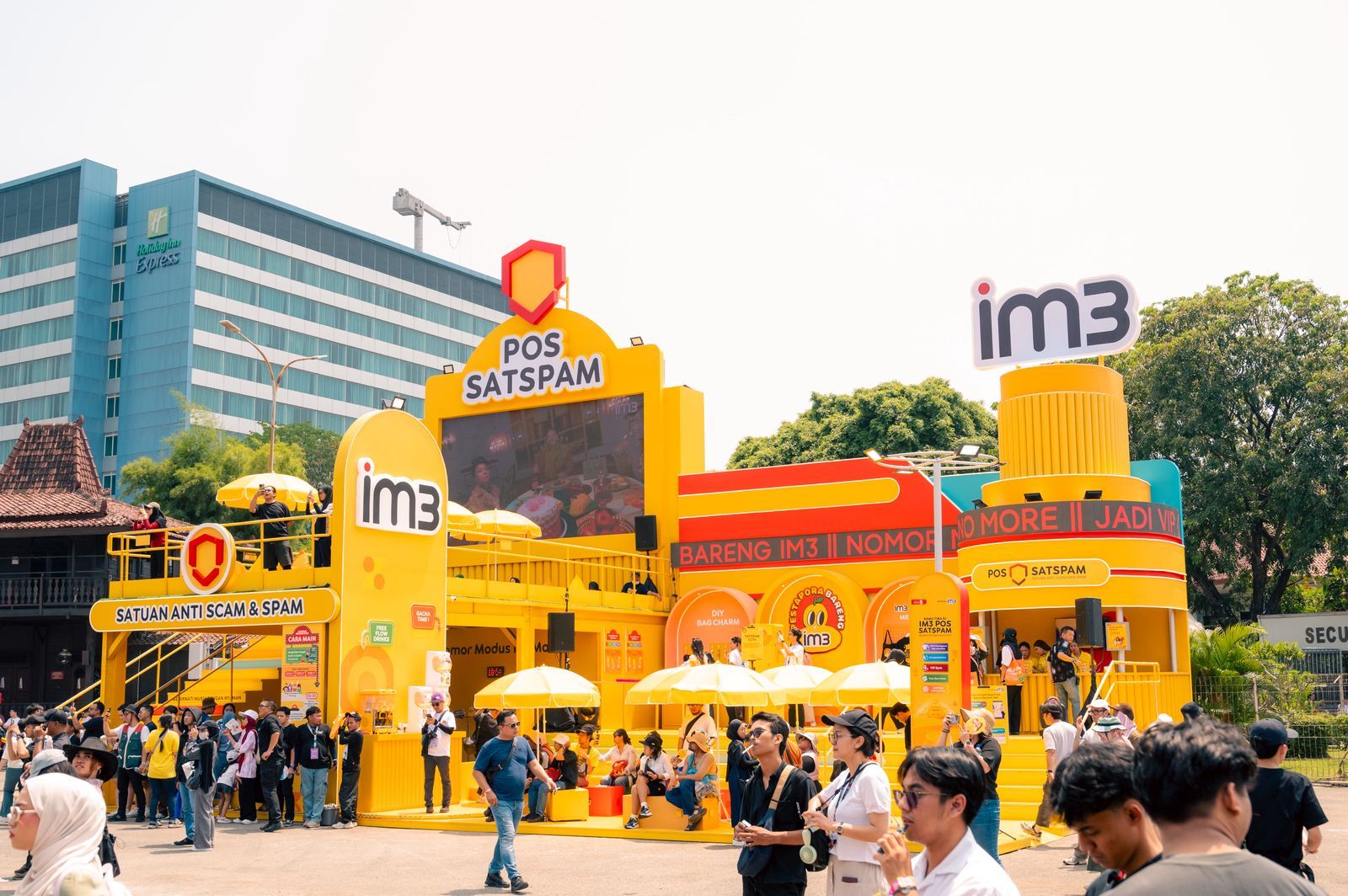Momen Bulan Pelanggan Indosat Ooredoo Hutchison Gelar festival musik Dengan Fasilitas jaringan 5G Dilokasi Acara