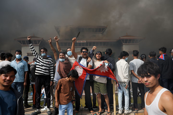 Perdana Menteri dan Presiden Nepal Mundur, Aksi Demonstrasi Gen Z Pecah di Ibu Kota Kathmandu