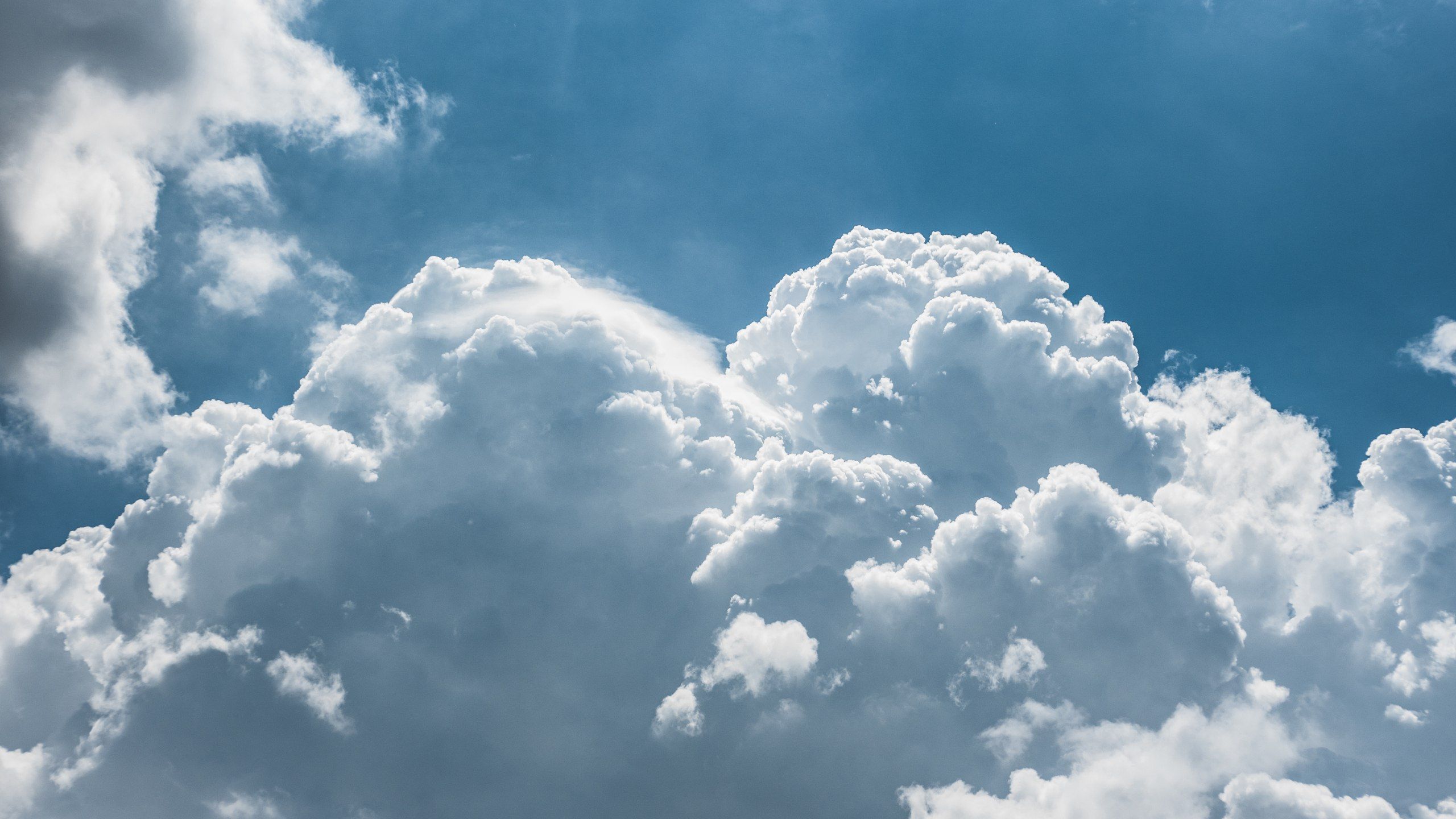 50 Caption Aesthetic Tentang Awan dalam Bahasa Inggris yang Singkat dan Keren