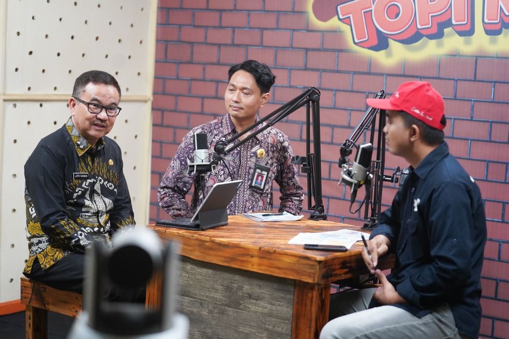 Hari Radio Nasional 2025: Sekda Sulsel Tegaskan Peran Radio Masih Relevan