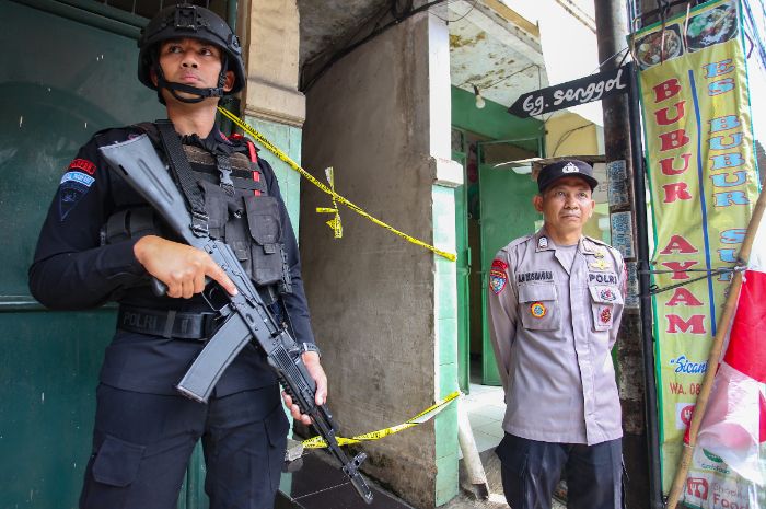 Geger! Ledakan Misterius di Pamulang, 7 Orang Terluka dan 8 Rumah Rusak