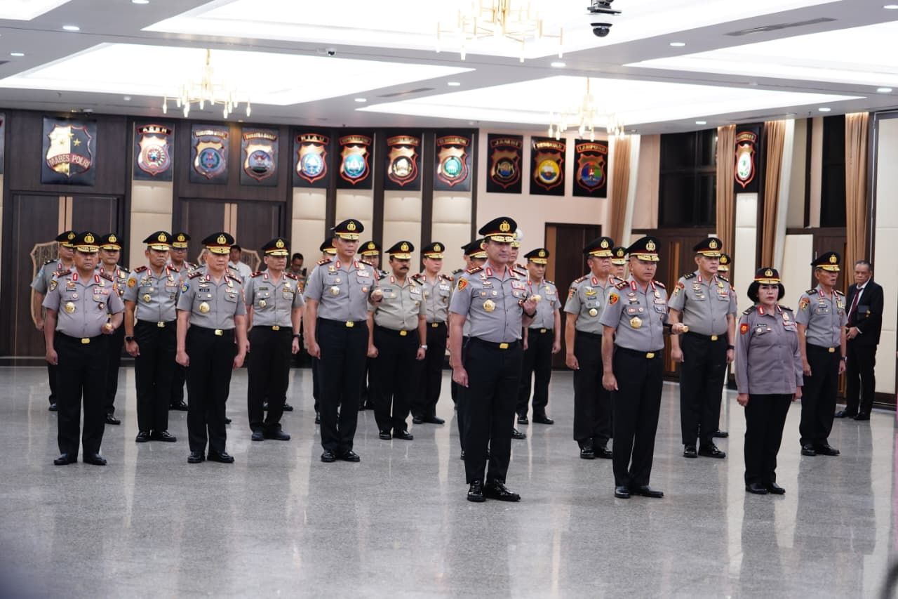 27 Pati Polri Resmi Naik Pangkat, Karyoto Eks Kapolda Metro Jadi Komjen!