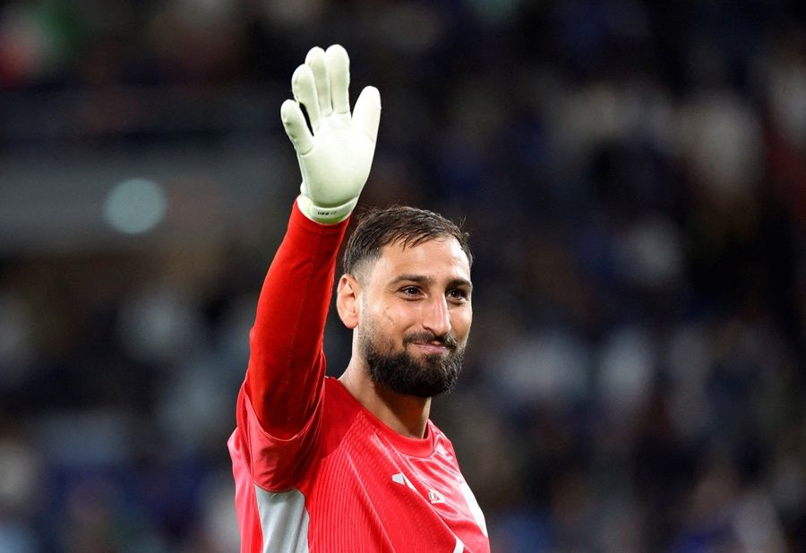 Punya Kualitas Berbeda, Guardiola Tak Tuntut Gianluigi Donnarumma Jadi seperti Ederson