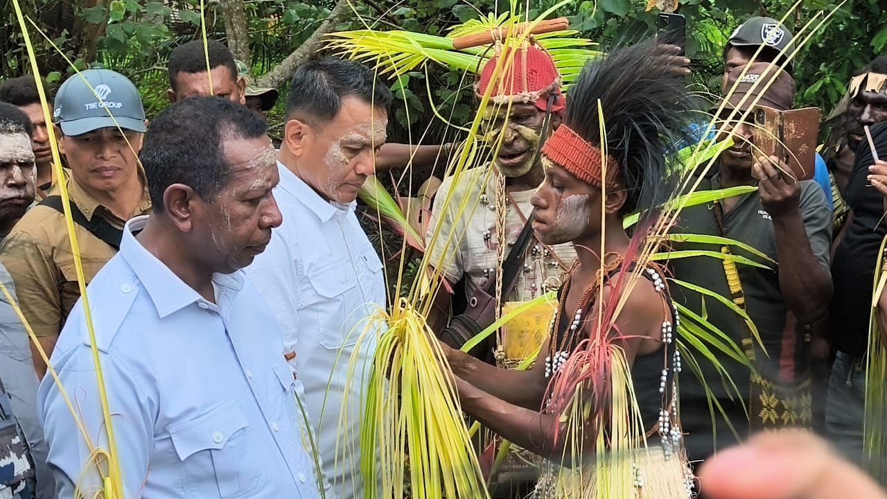 Harapan Baru dari Kunjungan Gubernur Apollo di Buepe