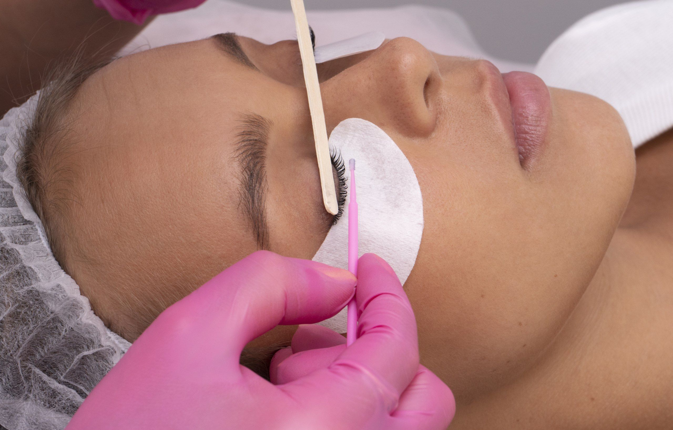 35 Ide Nama Studio Eyelash yang Unik, Aesthetic, dan Menarik
