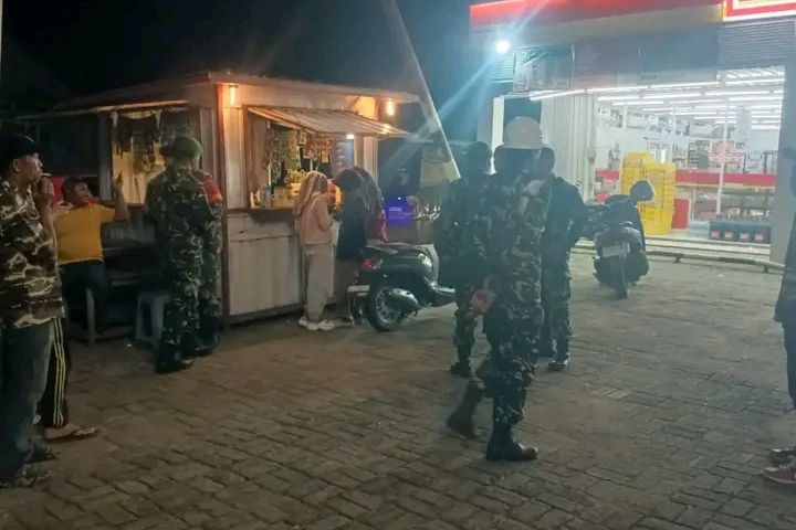 Koramil 1406-06 Pammana Gelar Patroli Gabungan Jaga Keamanan Malam di Wajo
