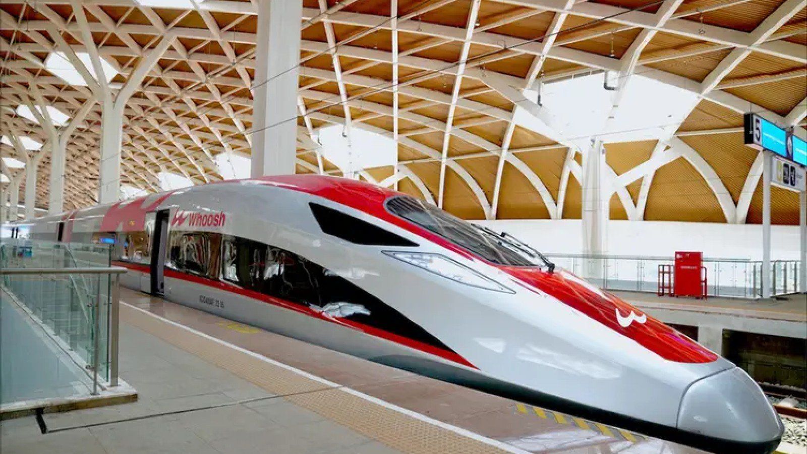 Danantara Jajaki Penyelesaian Utang Proyek Kereta Cepat Jakarta-Bandung