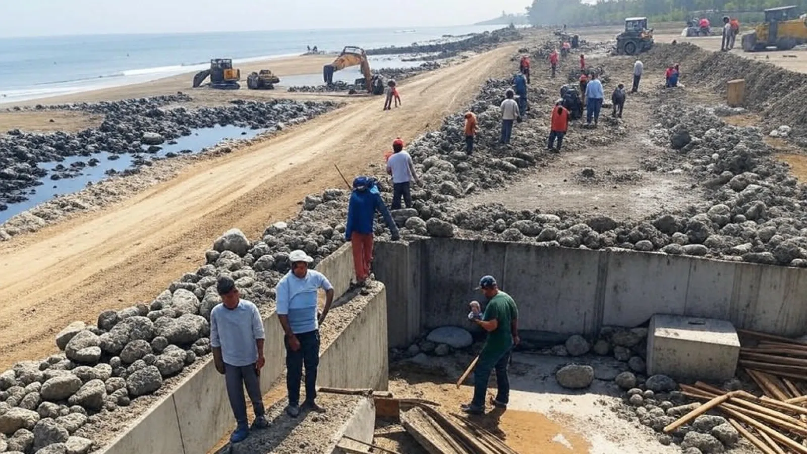 Proyek Seawall 700 Kilometer: Solusi atau Tantangan untuk Wilayah Pesisir di Jawa?