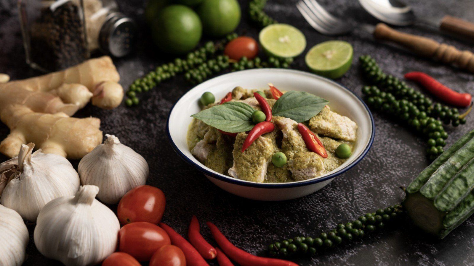 Kembali Populernya Makanan Tradisional di Kafe-Kafe Modern