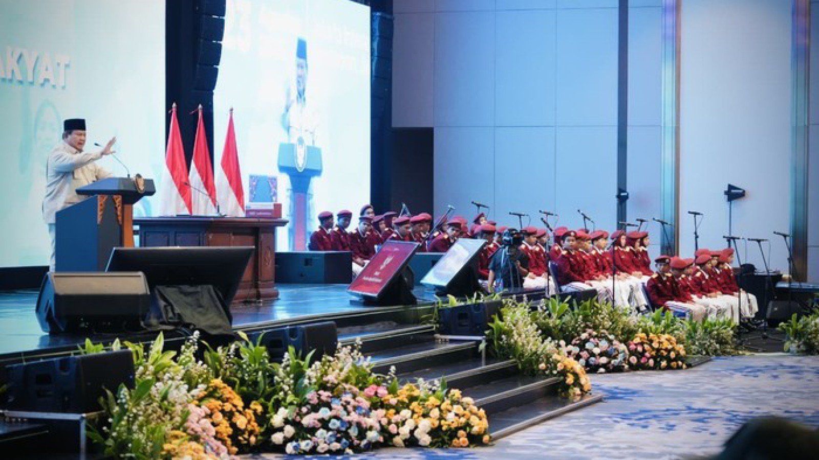 Pesan Moral Prabowo untuk Siswa Sekolah Rakyat di Jakarta