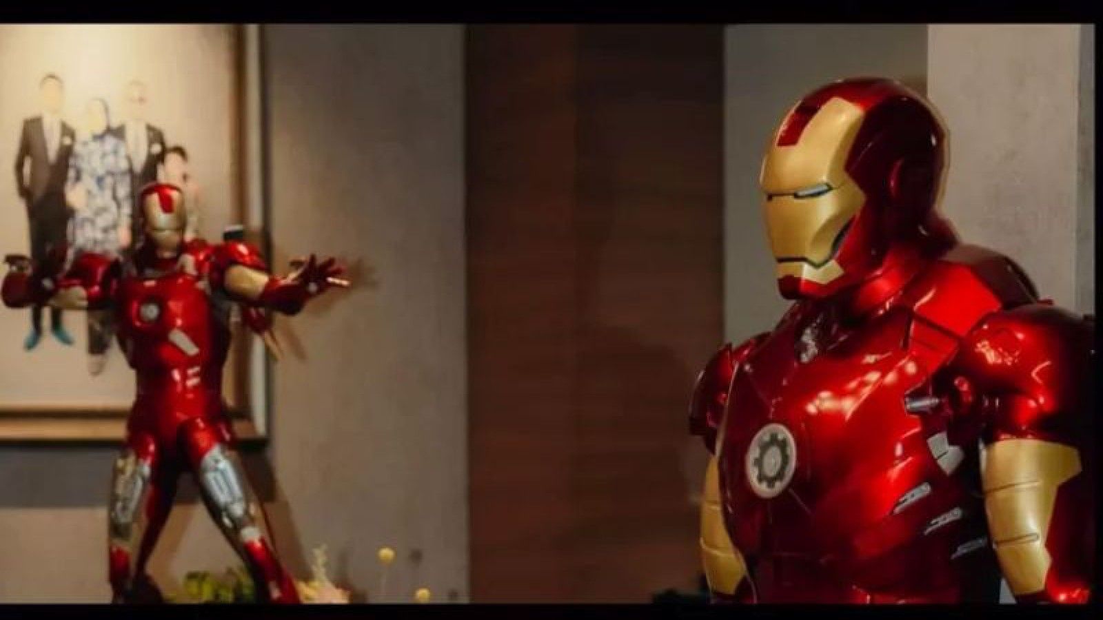 Penjarahan Patung Superhero Anggota DPR: Kerugian Fantastis dan Cerita Koleksi
