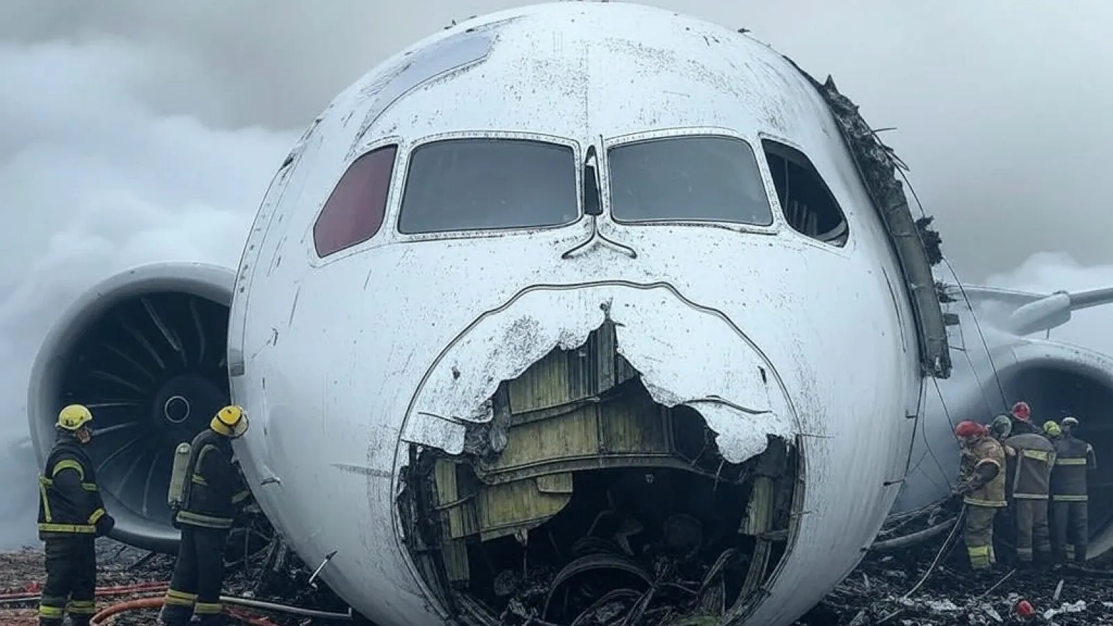 Kecelakaan Pesawat Air India: Tragedi di Ahmedabad dengan Satu Selamat