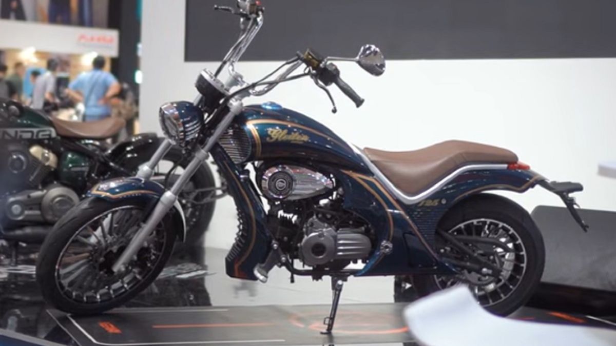 Motor Cruiser NapoleonBob 250 dan Keeway Gleiten Hadir di IIMS Surabaya 2025, Segini Harganya