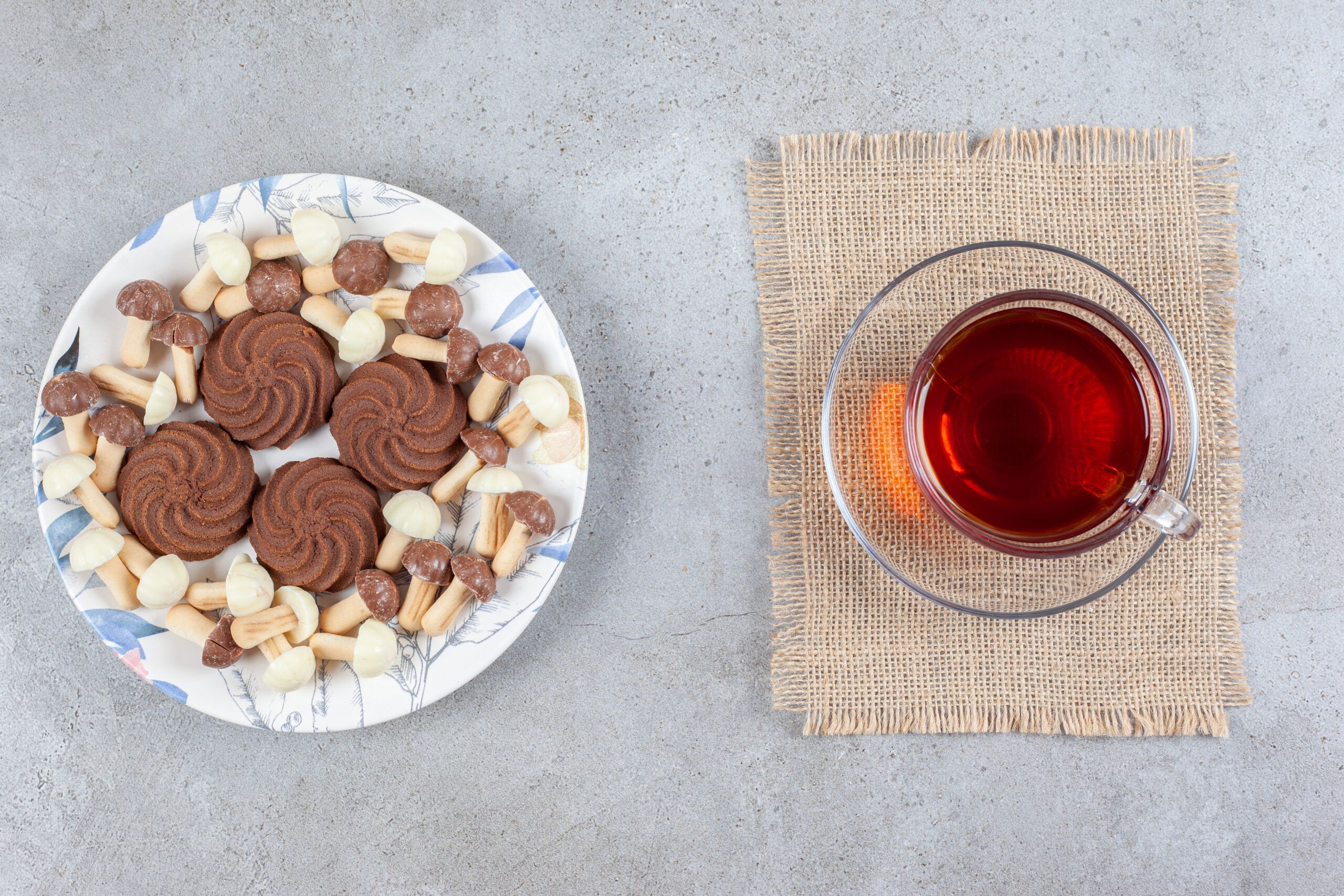 Apakah Cokelat dan Teh Bisa Membantu Menurunkan Tekanan Darah?