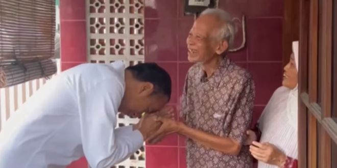 Jokowi Siap Beri Bantuan Hukum ke Kasmudjo Eks Dosen Pembimbing Akademik di UGM