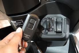 Modus Lama Maling Mobil, Jadi Cara Pelaku Bobol Sistem Keyless Motor