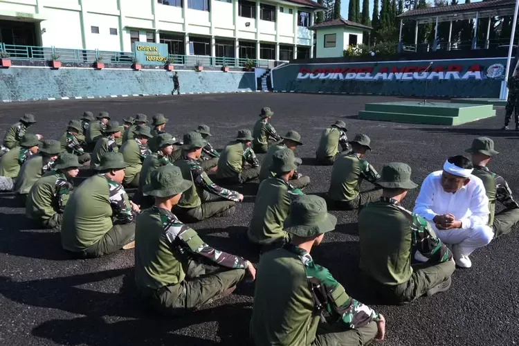 Siswi Jabar Akui Kecanduan Miras ke Dedi Mulyadi, Barak Militer Jadi Solusi?