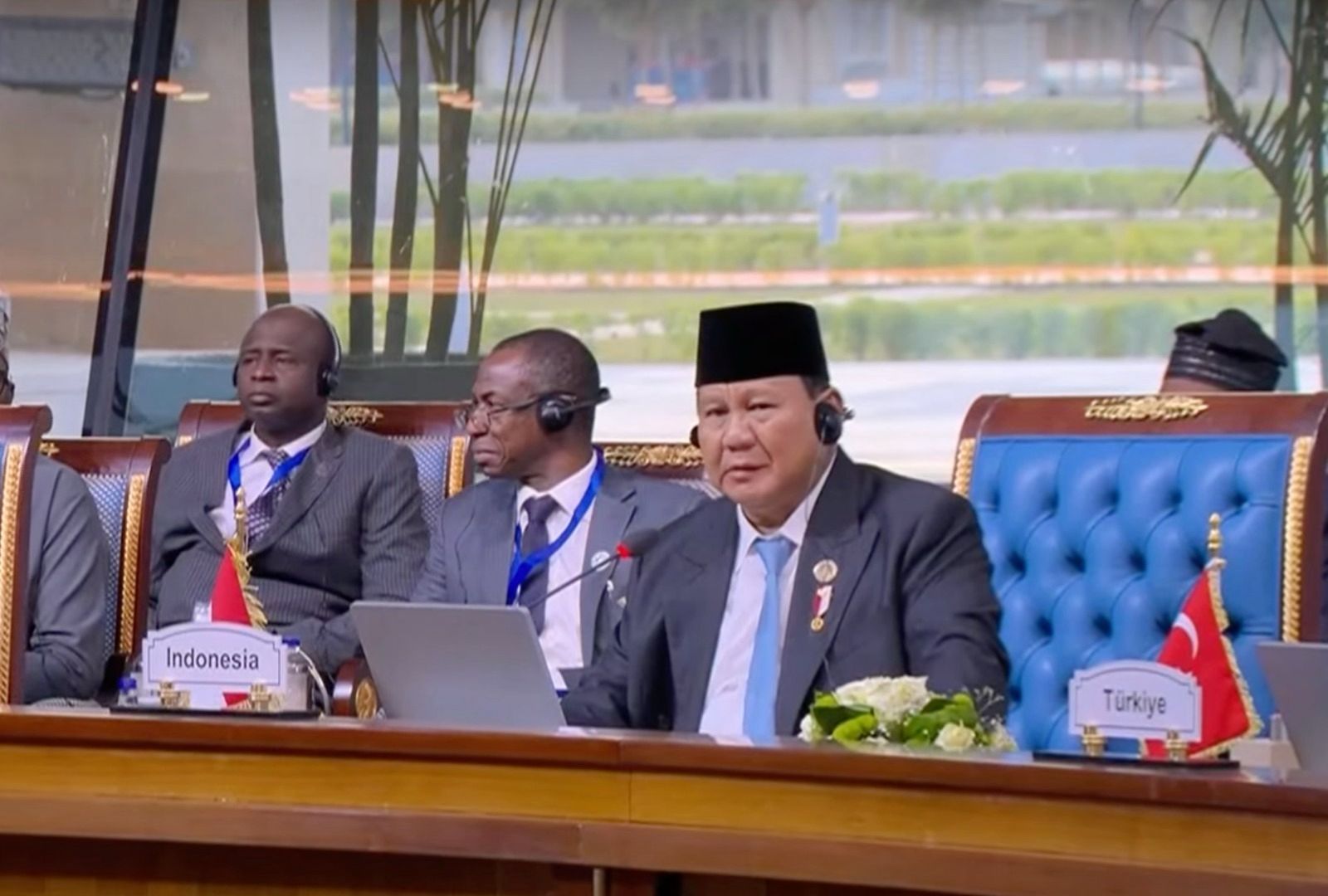 Prabowo Tampil Berani di KTT D-8: Soroti Lemahnya Solidaritas Negara Muslim