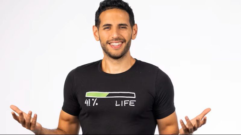 Nas Daily, Konten Kreator Israel yang Rogoh Kocek Rp2 Miliar Demi Masuk Malaysia!