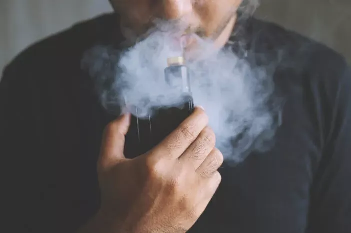 Bahaya Rokok Elektrik di Kalangan Pelajar