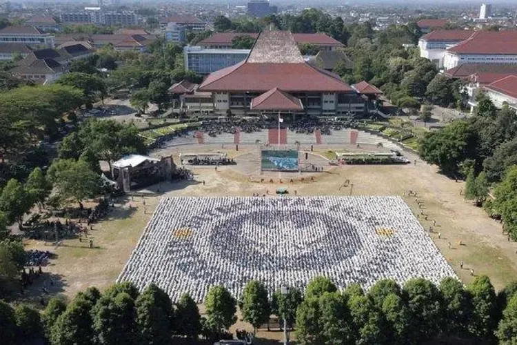 UGM Benarkan Kasmudjo Bukan Dosen Pembimbing Skripsi Jokowi