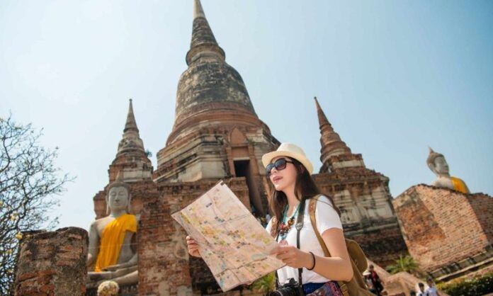 Pengalaman Solo Traveling Seru dan Aman