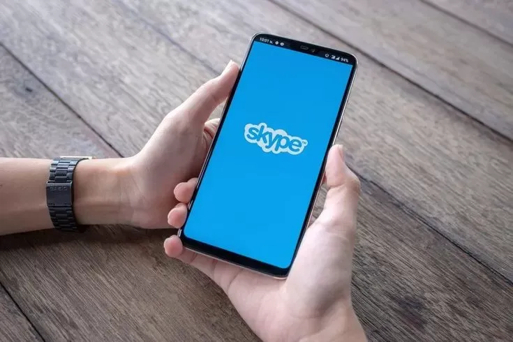 Microsoft Resmi Tutup Skype, Pengguna Wajib Migrasi ke Teams!